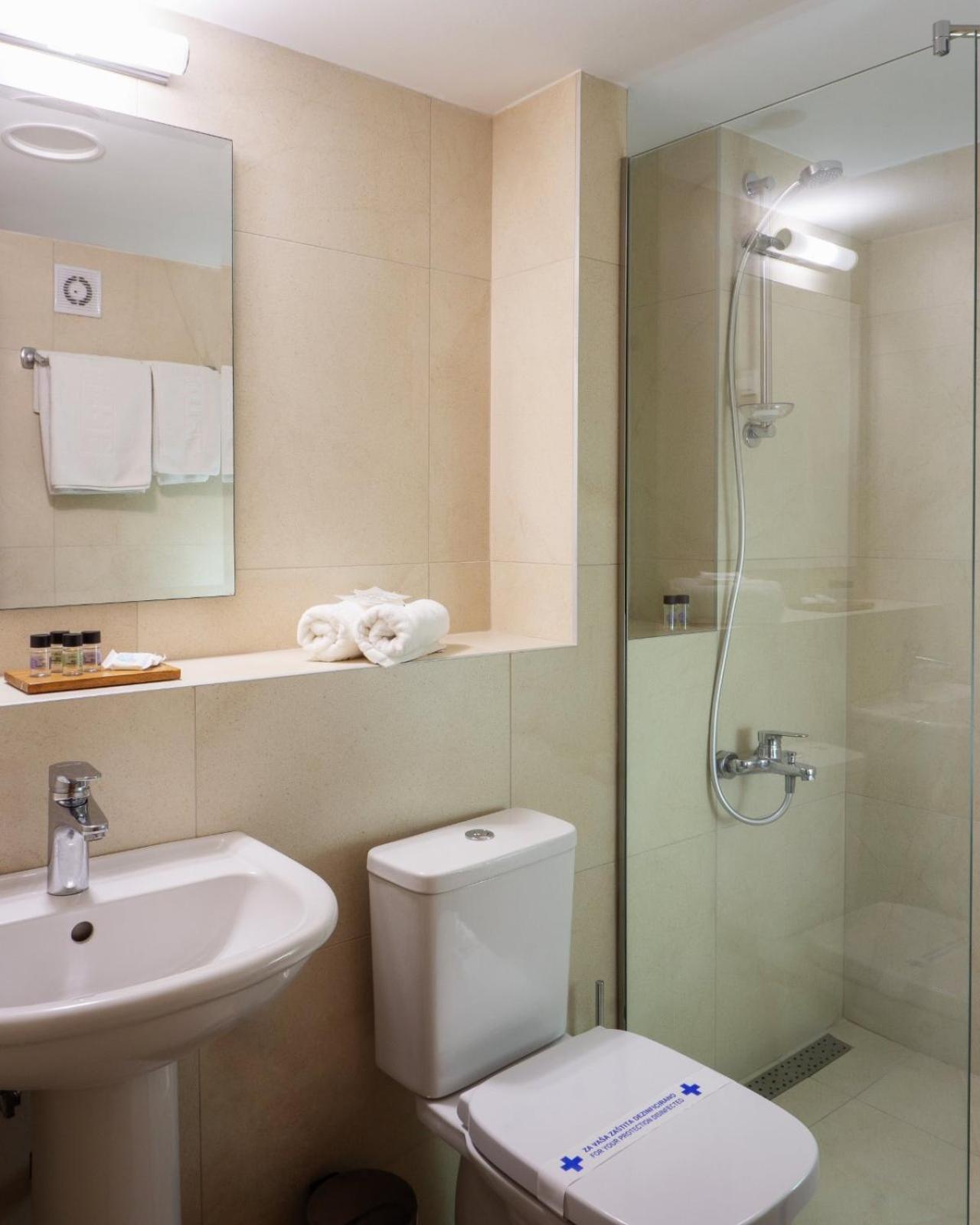 אוהריד Hotel Sileks מראה חיצוני תמונה